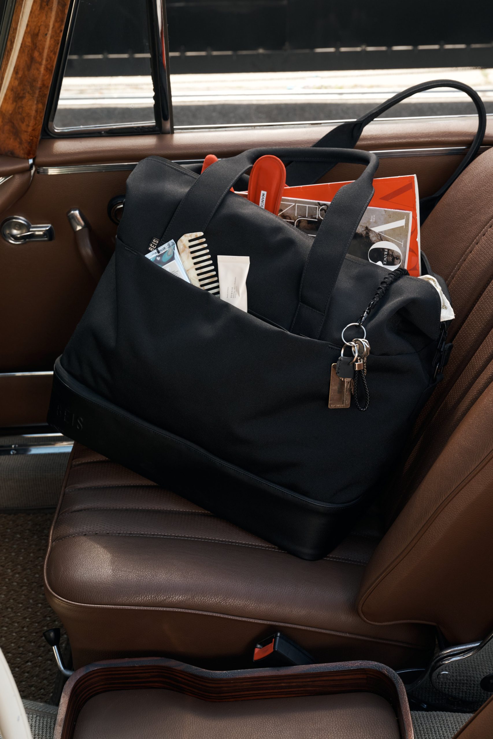 The Mini Weekender in Black - Image 4