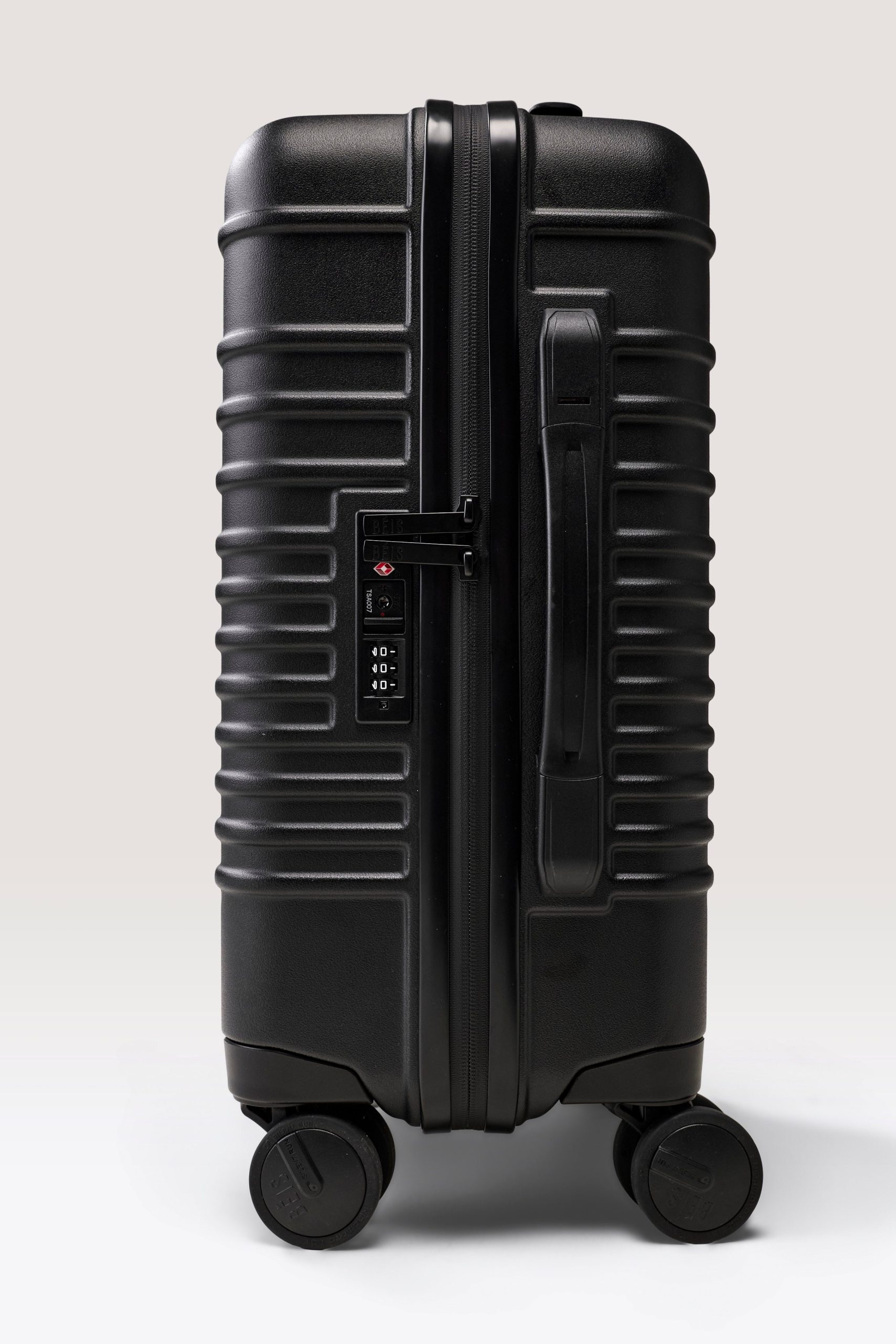 The Small Carry-On Roller in Black - Image 3