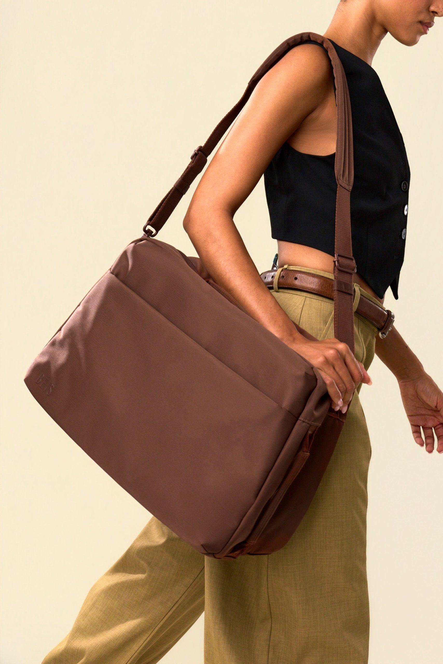 The Ultimate Travel Duffle in Maple - Image 3