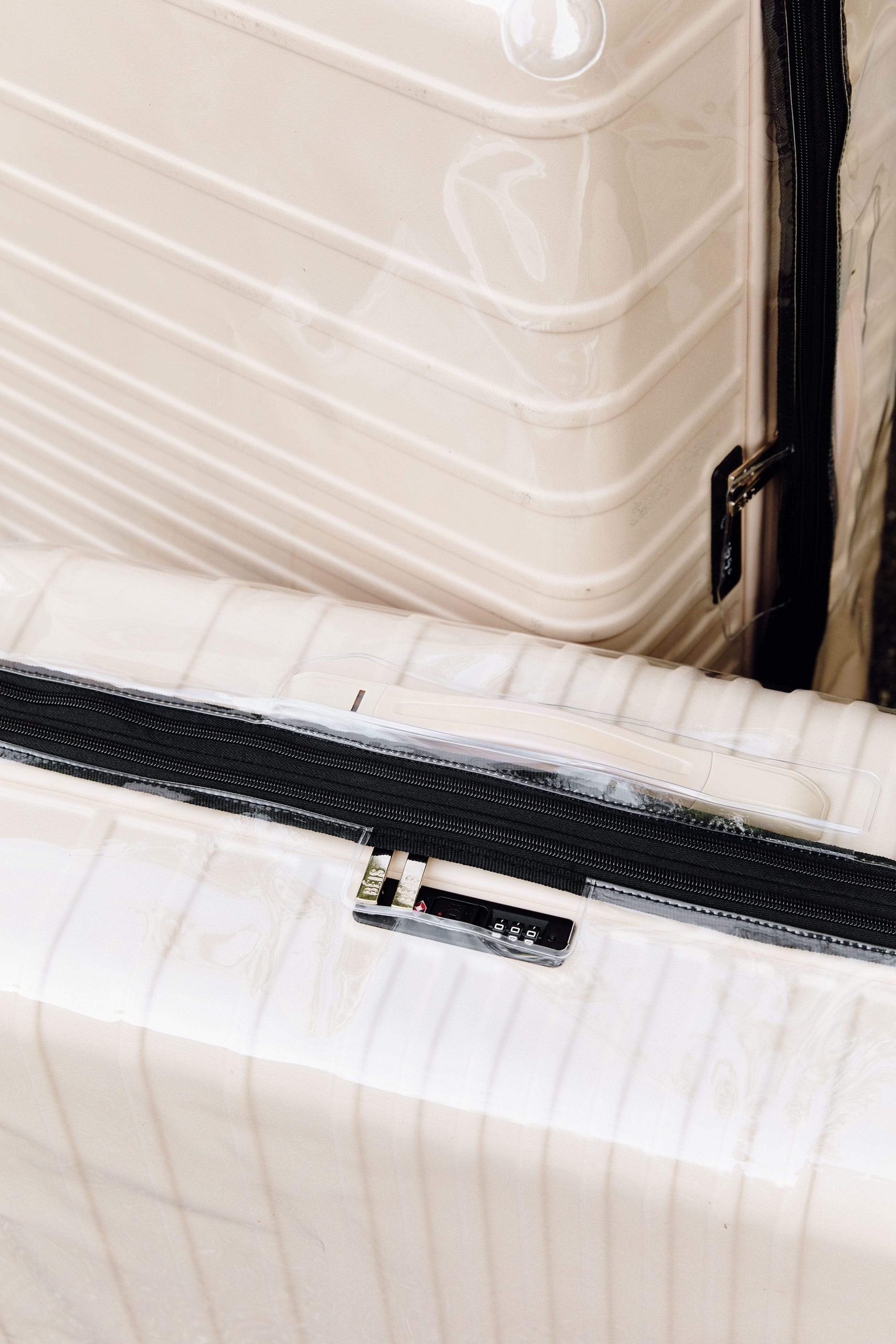 The Medium Check-In Roller Luggage Cover - Image 6